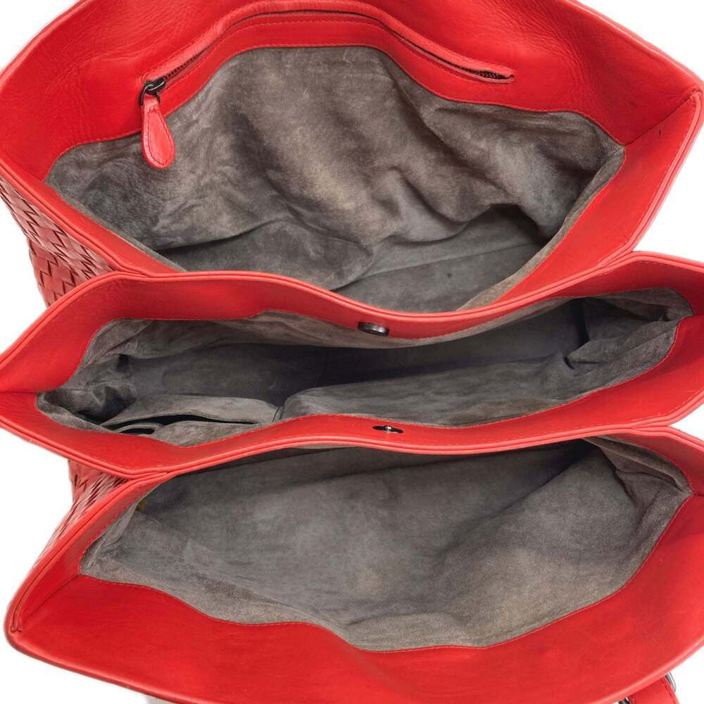 BOTTEGA VENETA Red Intrecciato Tote Bag - Picture 5 of 16